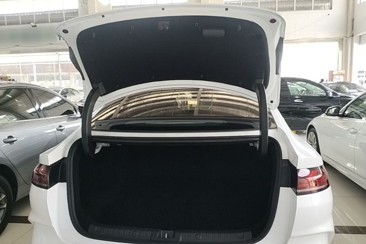 Used BYD Qin L 2024 DM-i 120KM Excellence Model Trunk