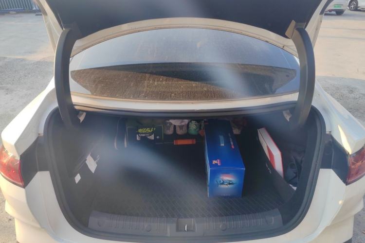 Used BYD Qin L 2024 DM-i 120KM Leading Model Trunk
