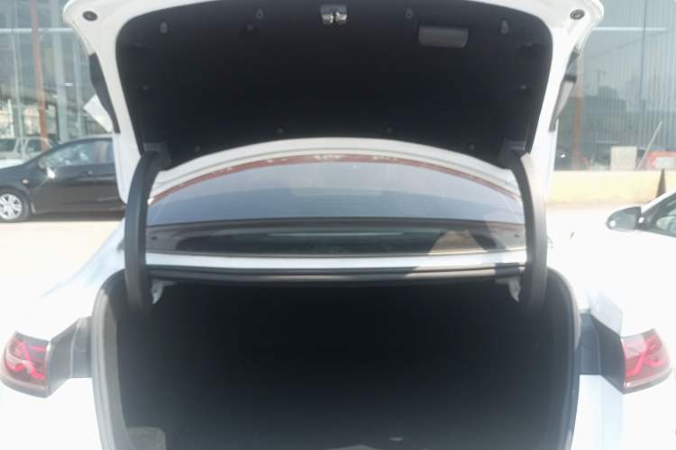 Used BYD Qin L 2024 DM-i 120KM Beyond Model Trunk