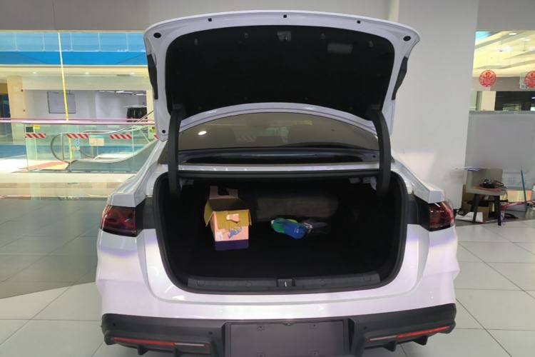 Used BYD Qin L 2024 DM-i 120KM Excellence Model Trunk
