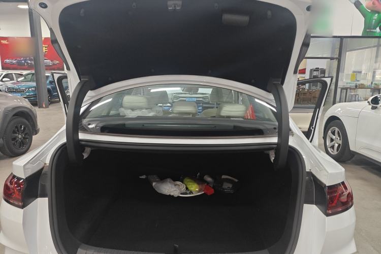 Used BYD Qin L 2024 DM-i 120KM Excellence Model Trunk