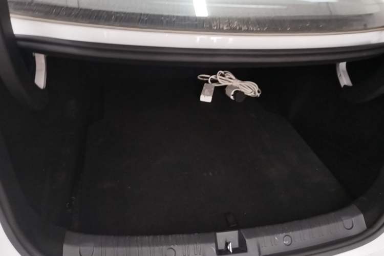Used BYD Qin L 2024 DM-i 120KM Leading Model Trunk