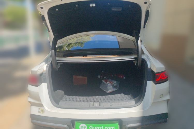 Used BYD Qin L 2024 DM-i 80KM Beyond Model Trunk