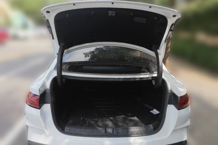 Used BYD Qin L 2024 DM-i 120KM Leading Model Trunk
