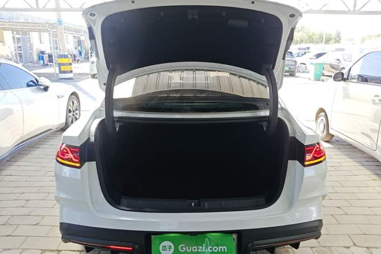 Used BYD Qin L 2024 DM-i 120KM Leading Model Trunk