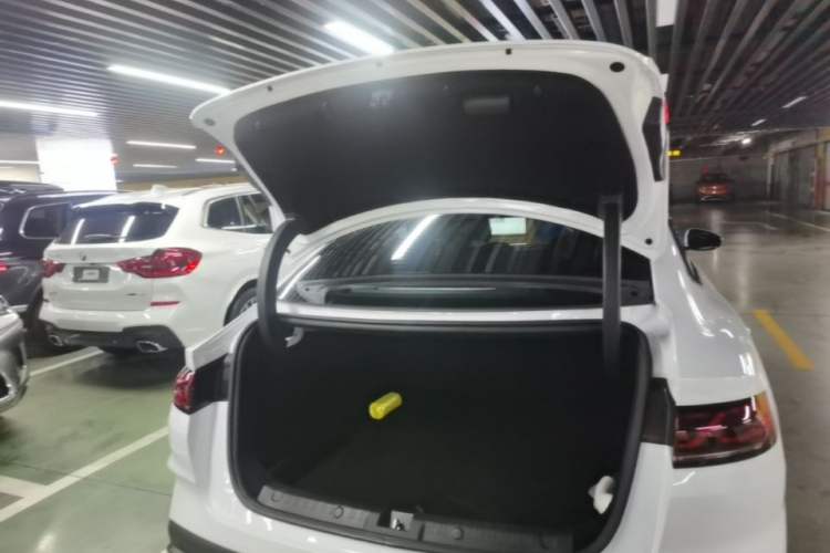 Used BYD Qin L 2024 DM-i 80KM Leading Model Trunk