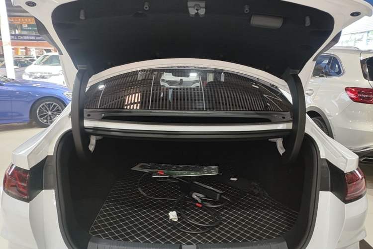 Used BYD Qin L 2024 DM-i 120KM Excellence Model Trunk