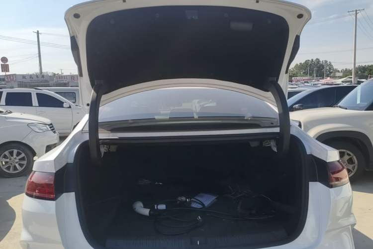 Used BYD Qin L 2024 DM-i 80KM Leading Model Trunk