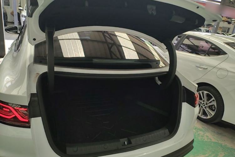 Used BYD Qin L 2024 DM-i 80KM Leading Model Trunk