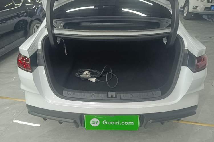 Used BYD Qin L 2024 DM-i 120KM Leading Model Trunk
