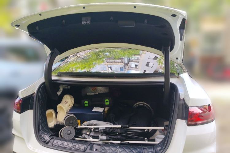 Used BYD Qin L 2024 DM-i 120KM Leading Model Trunk