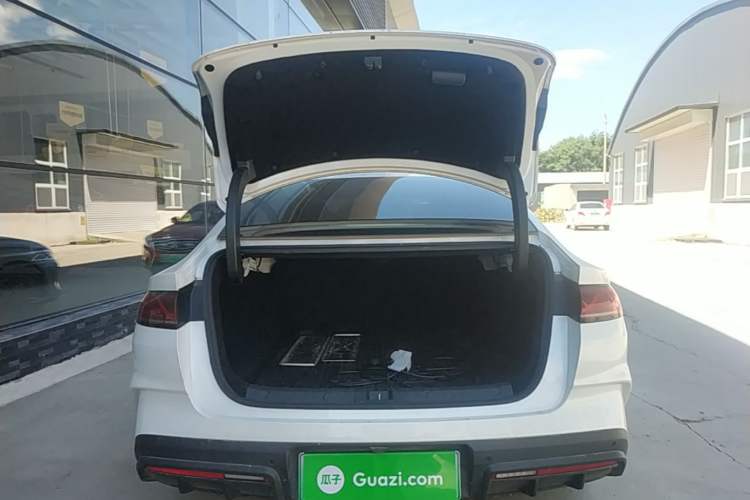 Used BYD Qin L 2024 DM-i 120KM Excellence Model Trunk