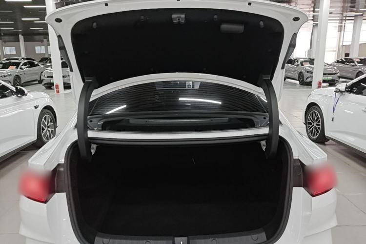 Used BYD Qin L 2024 DM-i 120KM Excellence Model Trunk