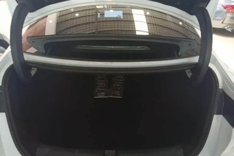 Used BYD Qin L 2024 DM-i 120KM Excellence Model Trunk