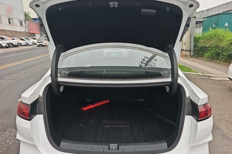 Used BYD Qin L 2024 DM-i 80KM Leading Model Trunk