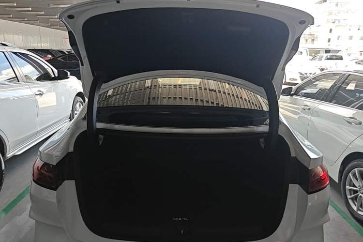 Used BYD Qin L 2024 DM-i 80KM Leading Model Trunk