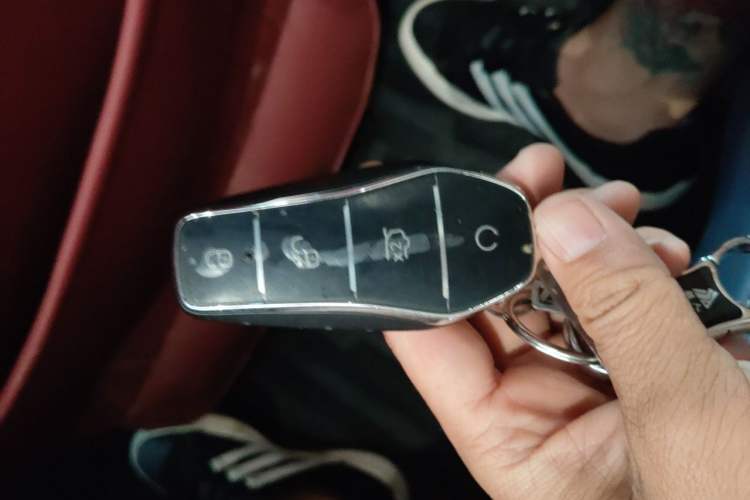 Used BYD Qin L 2024 DM-i 120KM Leading Model Vehicle Key