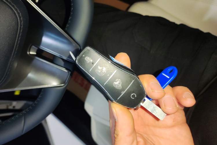 Used BYD Qin L 2024 DM-i 80KM Leading Model Vehicle Key