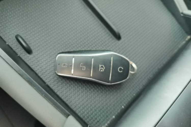 Used BYD Qin L 2024 DM-i 80KM Beyond Model Vehicle Key
