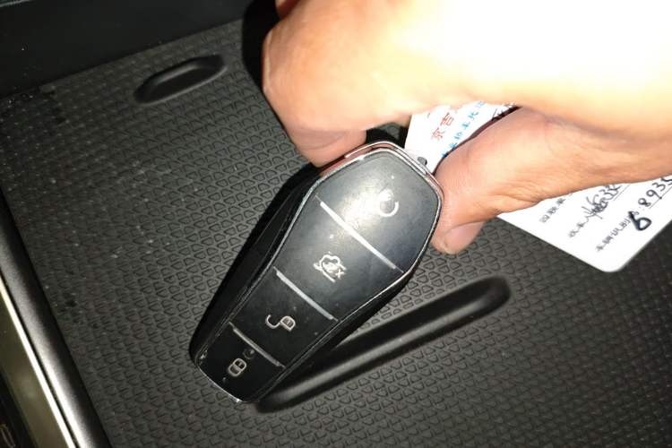 Used BYD Qin L 2024 DM-i 120KM Beyond Model Vehicle Key