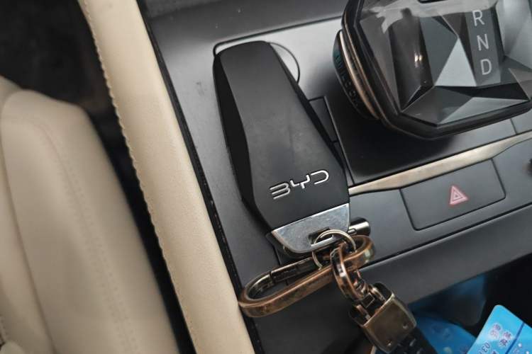 Used BYD Qin L 2024 DM-i 80KM Beyond Model Vehicle Key