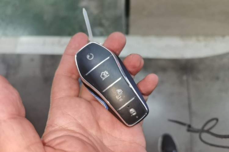 Used BYD Qin L 2024 DM-i 80KM Leading Model Vehicle Key