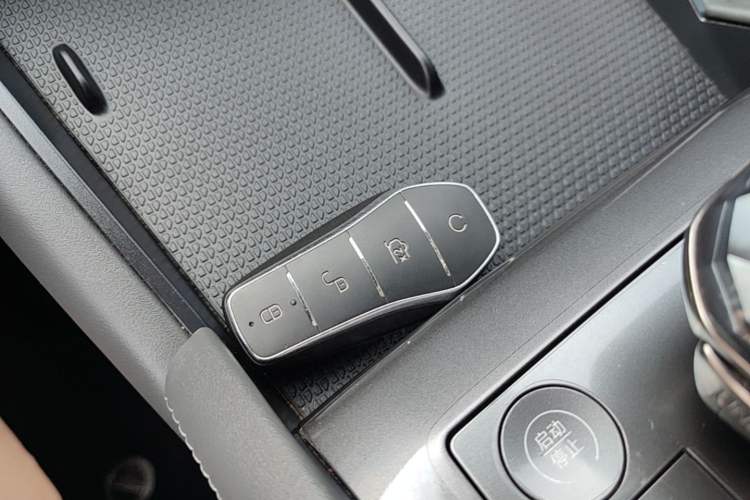 Used BYD Qin L 2024 DM-i 80KM Beyond Model Vehicle Key