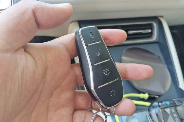 Used BYD Qin L 2024 DM-i 120KM Leading Model Vehicle Key
