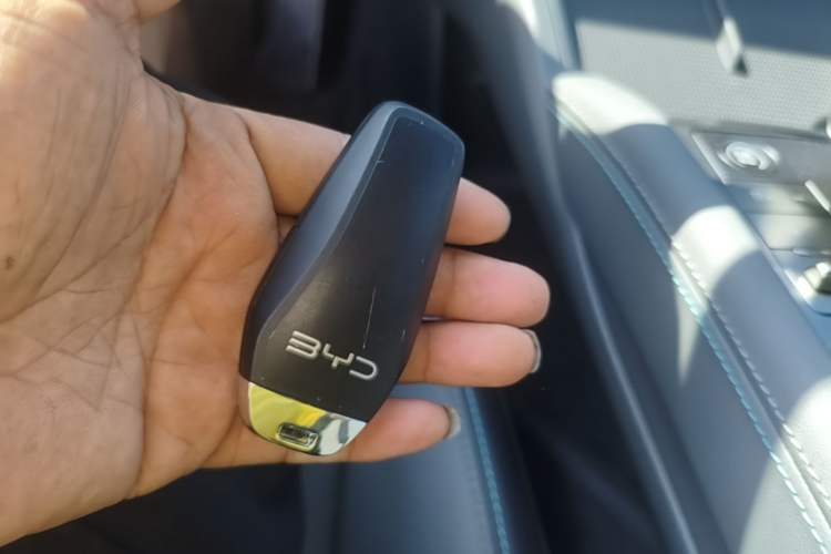 Used BYD Qin L 2024 DM-i 80KM Leading Model Vehicle Key
