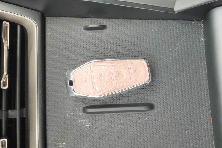 Used BYD Qin L 2024 DM-i 80KM Leading Model Vehicle Key