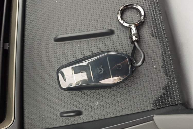 Used BYD Qin L 2024 DM-i 80KM Leading Model Vehicle Key