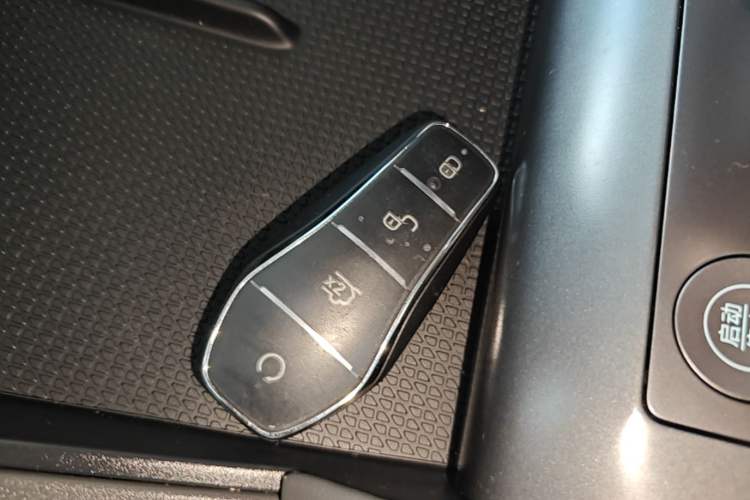 Used BYD Qin L 2024 DM-i 80KM Leading Model Vehicle Key