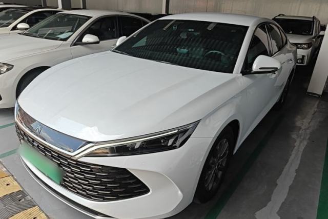 Ojetý BYD Qin L 2024 DM-i 80KM Leading Model