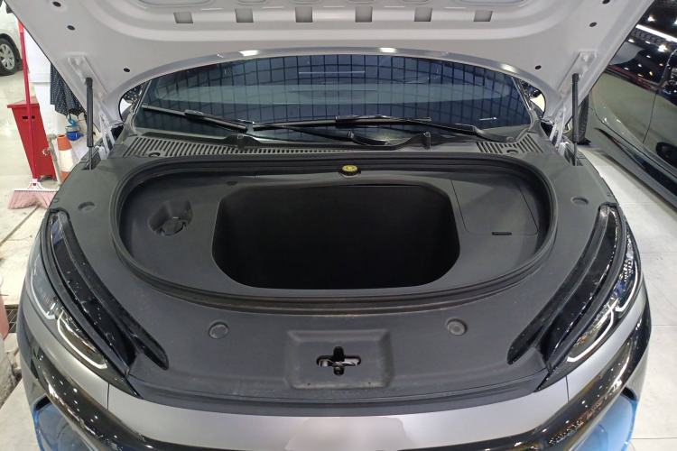 Used BYD Qin L 2025 EV 545KM Beyond Version Engine Bay