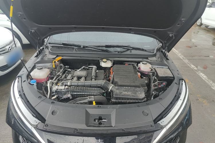 Used BYD Qin L 2025 DM-i Smart Drive 80KM Leading Model Engine Bay