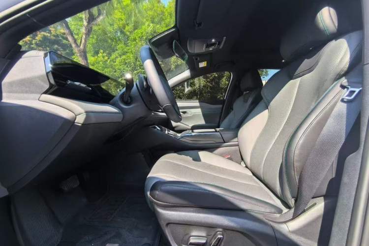 Used BYD Qin L 2025 EV 545KM Beyond Version Interior 2