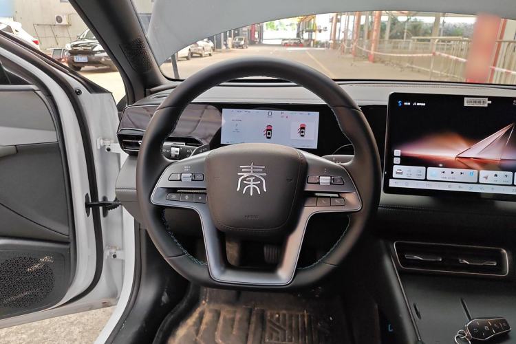 Used BYD Qin L 2025 EV 545KM Beyond Version Steering Wheel
