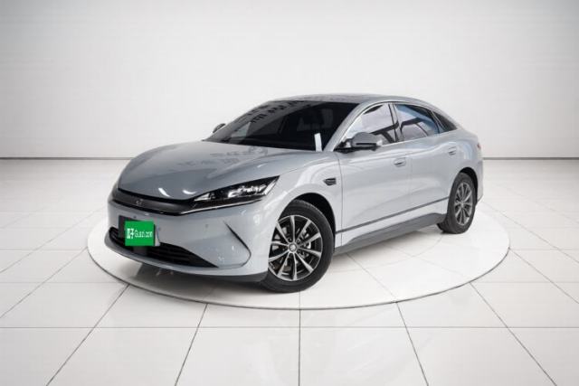 Ojetý BYD Qin L 2025 EV 545KM Beyond Version