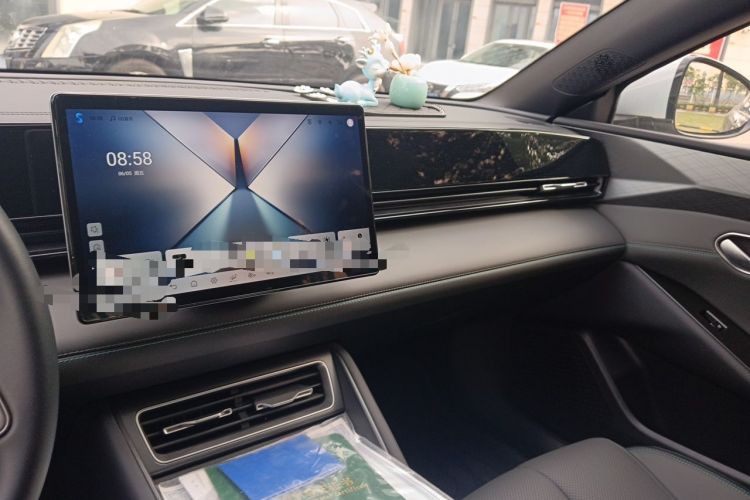 Used BYD Qin L 2025 EV 545KM Beyond Version Audio And AC Panel