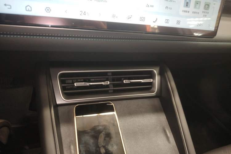 Used BYD Qin L 2025 EV 545KM Excellence Edition Audio And AC Panel