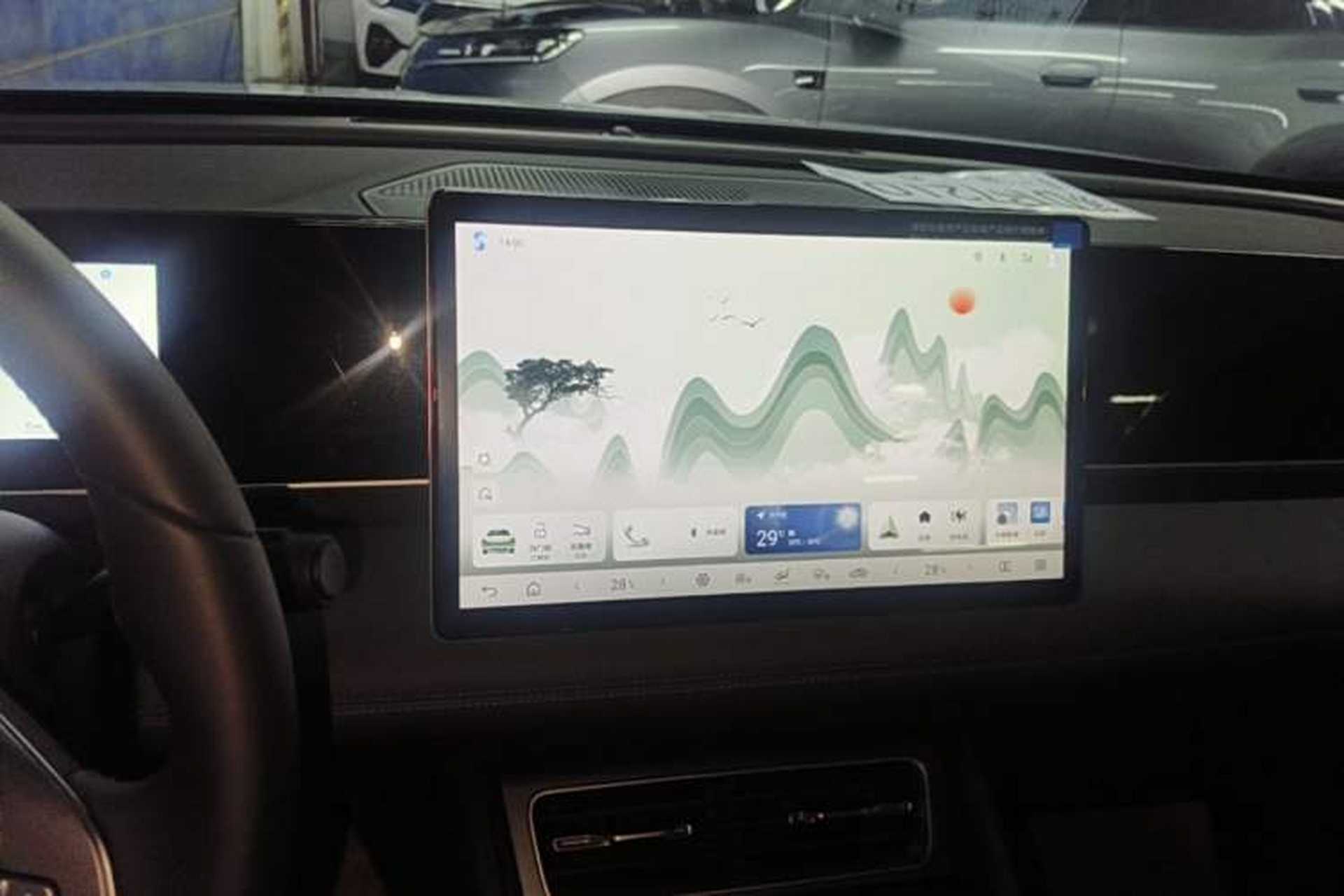 Used BYD Qin L 2025 DM-i Smart Drive 80KM Leading Model Audio And AC Panel