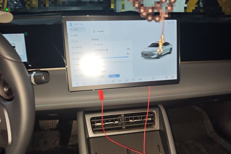 Used BYD Qin L 2025 DM-i Smart Drive 120KM Leading Model Audio And AC Panel