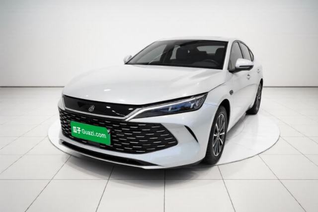 BYD Qin L 2025 DM-i Smart Drive 80KM Leading Model usado