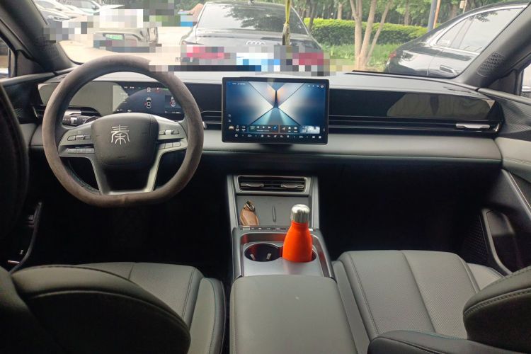 Used BYD Qin L 2025 EV 470KM Leading Edition Center Console