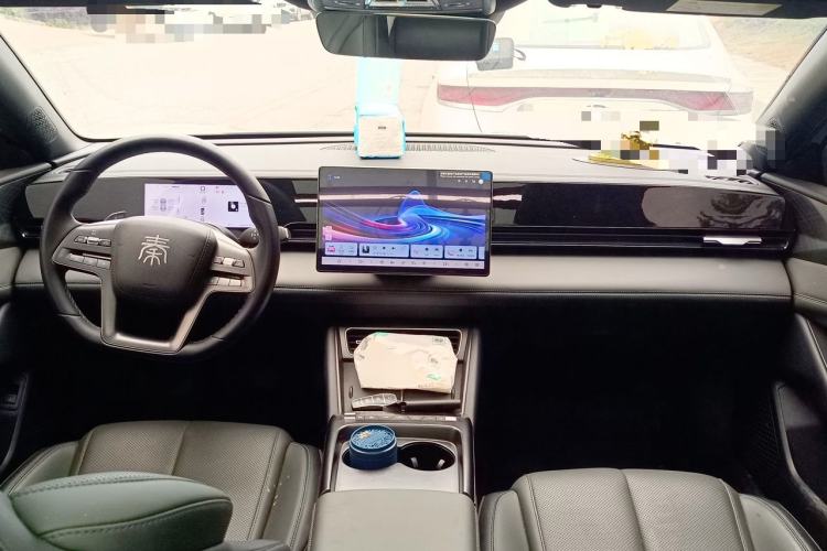 Used BYD Qin L 2025 EV 545KM Beyond Version Center Console