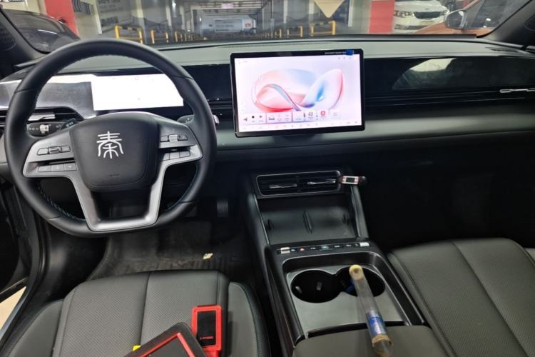 Used BYD Qin L 2025 EV 545KM Beyond Version Center Console