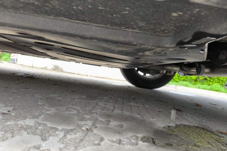 Used BYD Qin L 2025 DM-i Smart Drive 80KM Leading Model Chassis Front Left