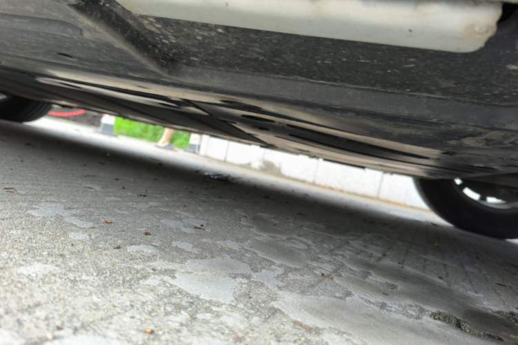 Used BYD Qin L 2025 DM-i Smart Drive 80KM Leading Model Chassis Front Right
