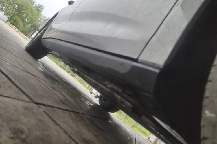 Used BYD Qin L 2025 DM-i Smart Drive 120KM Leading Model Chassis Front Right