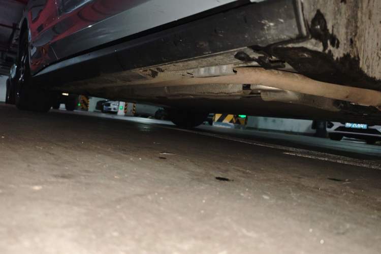 Used BYD Qin L 2025 DM-i Smart Drive 120KM Leading Model Chassis Front Right